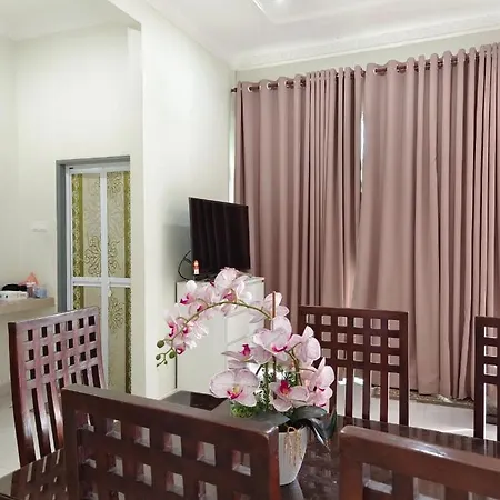 Homestay Yasmeen Marang Exterior photo